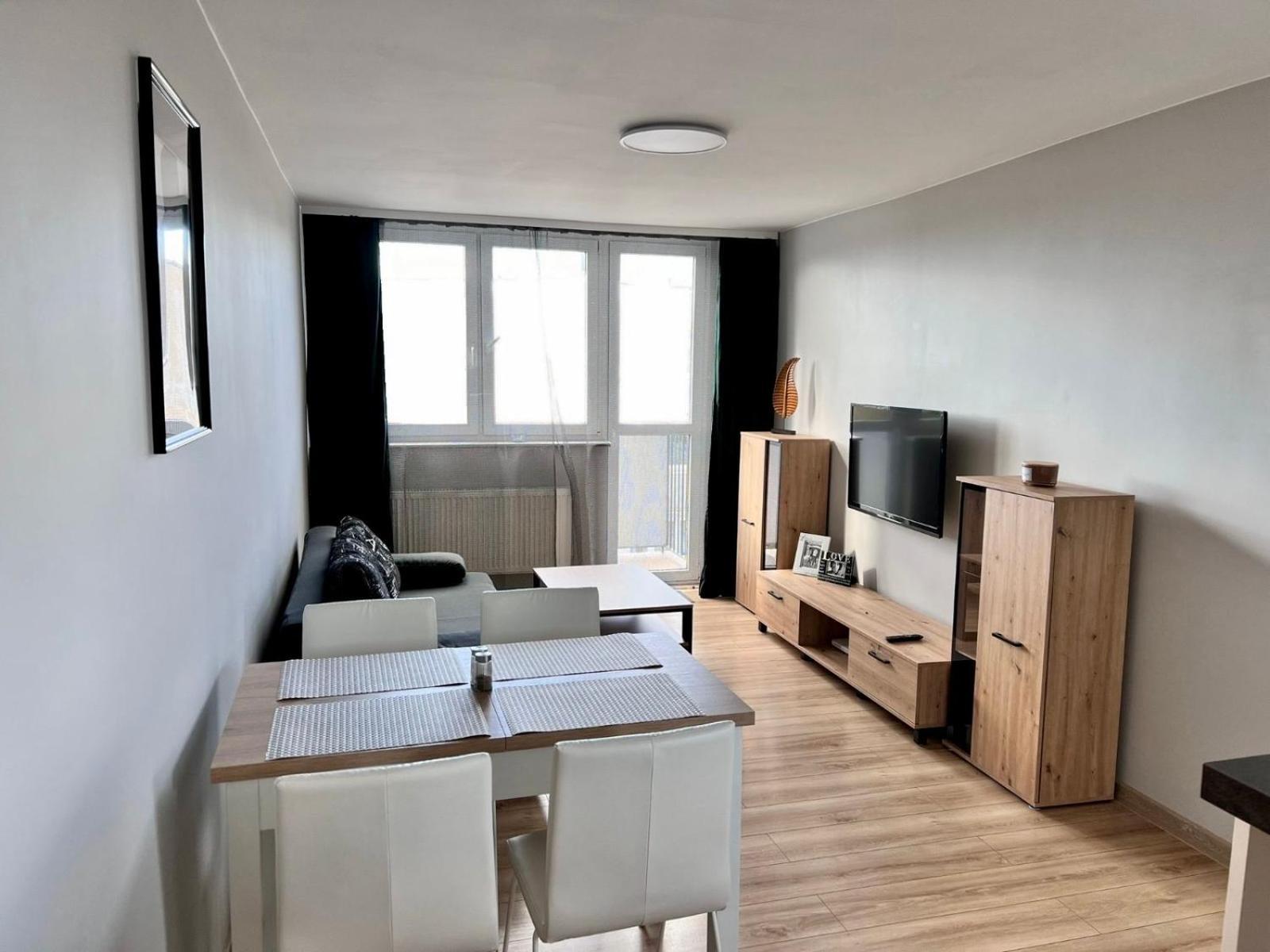 Apartament Piast Ostrów Wielkopolski Exteriör bild